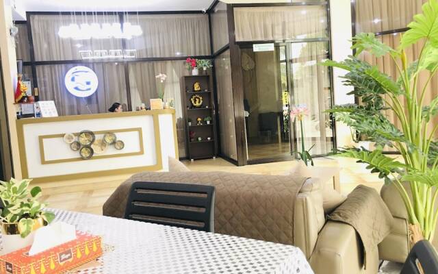 Gmaya Suites