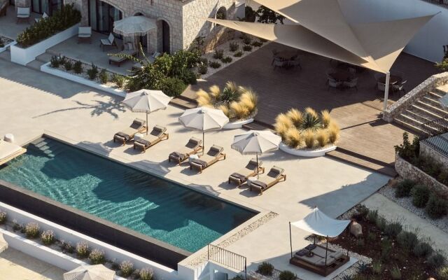 Rebek Luxury Villas & Suites