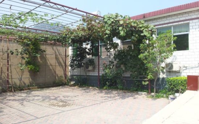 Xiuhai Farmhouse