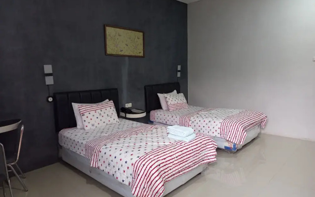 Tulip Guest House & Cafe