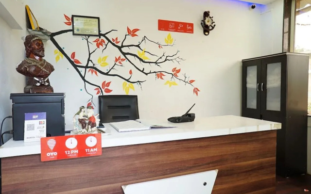OYO 18730 Galaxy Inn