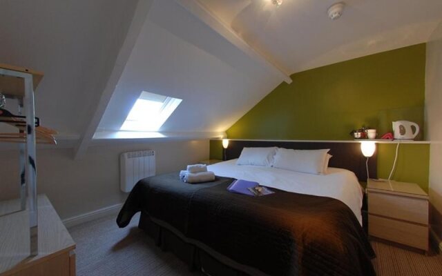 Chiltern Guest House