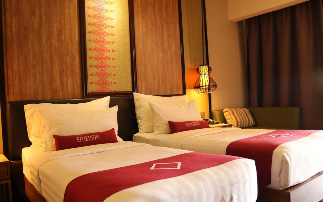 Emersia Hotel & Resort Batusangkar