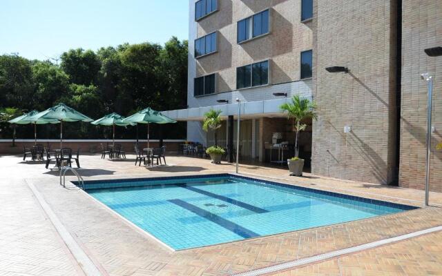 Rede Andrade Luxor Hotel