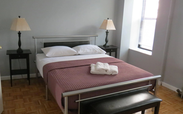 Uptown Manhattan Deluxe Apartments