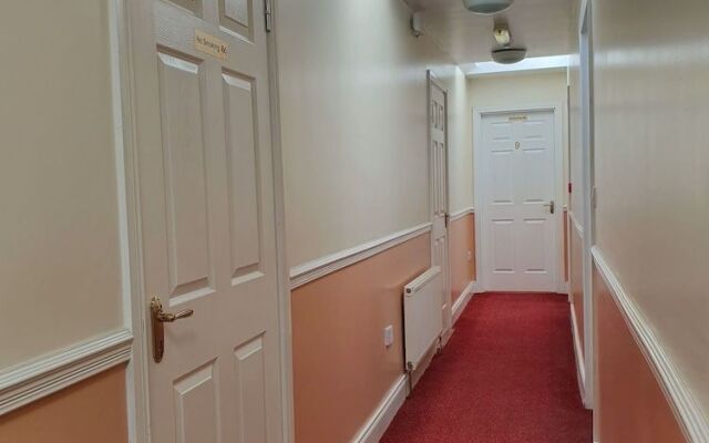 Golden Dawn Guesthouse