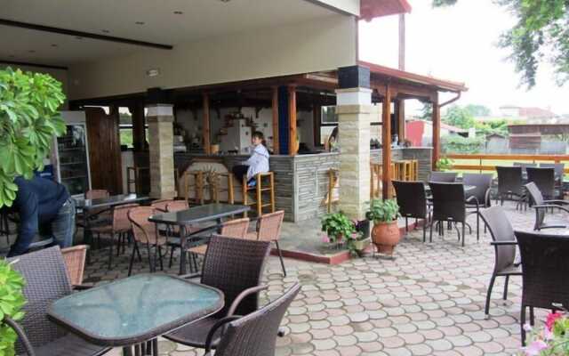 Studios Pieria