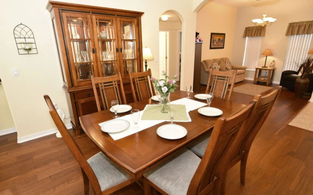 Villa Sol Resort
