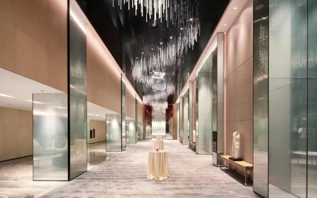 Renaissance Shenzhen Bay Hotel