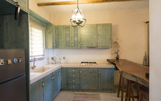 Chaihoutes stone villa into Olive farm in Zia