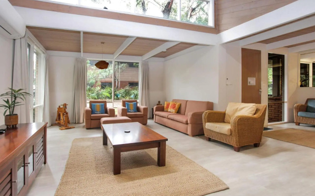 Large 4 Bedroom Home - Pet Friendly