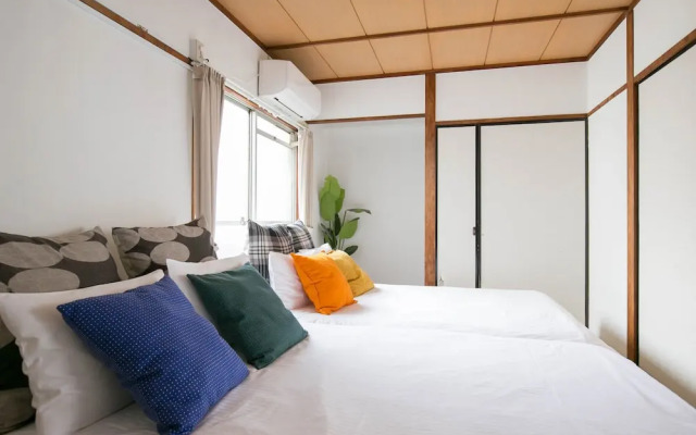Hakata Apartment 6G