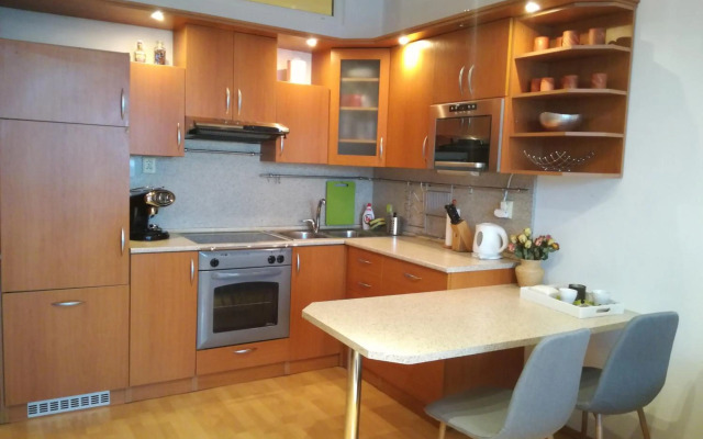 Cozy apartment btw centre and airport - Private host - No invoice