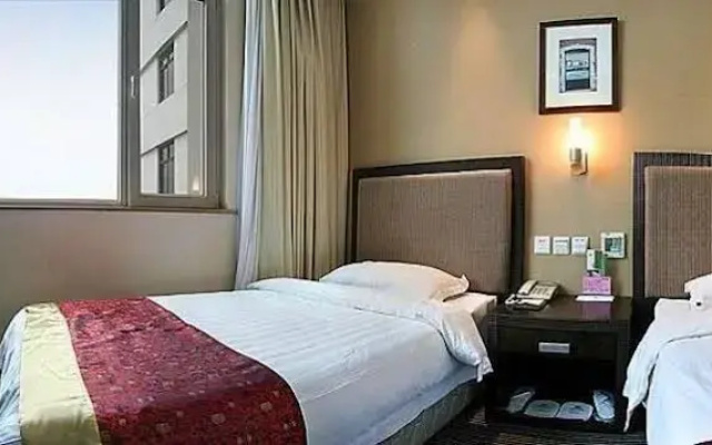 Hirun Jinan International