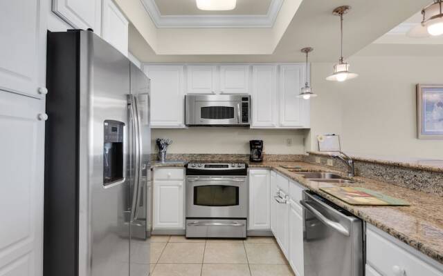 Sea Shell 3 Bedroom Townhouse by RedAwning