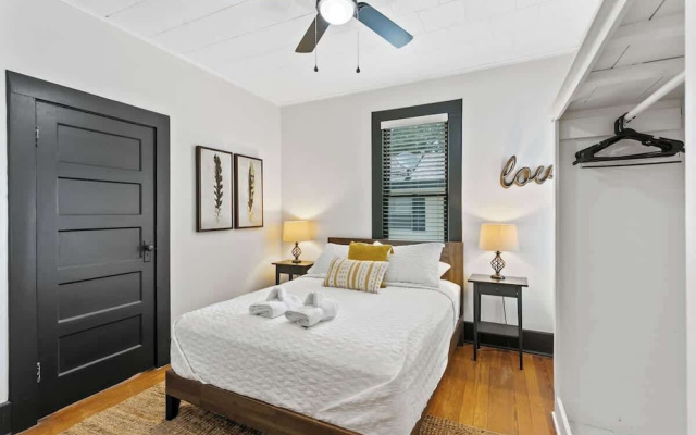 Pet Friendly Bungalow in St Augustine