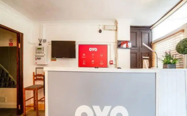 OYO Devine Beach Hotel, Westcliff Southend-On-Sea
