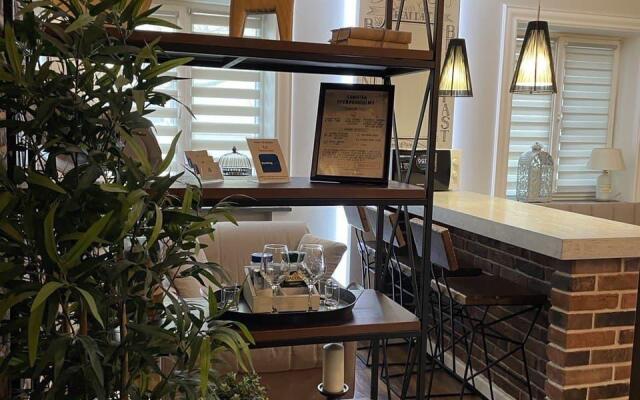 Loft Apartment