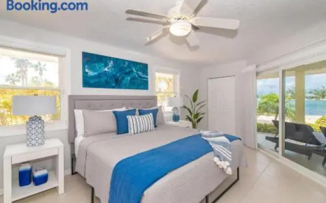 Peace & Kai It by Grand Cayman Villas & Condos
