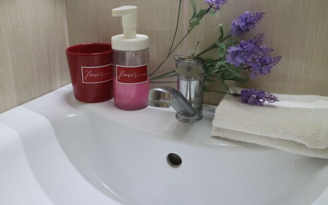 Nensie'S Boutique Hotel
