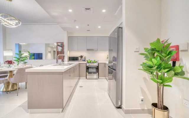 City Living at Its Best Near Burj Khalifa