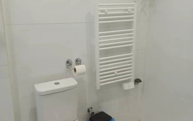 MH - Upper Floor Apart