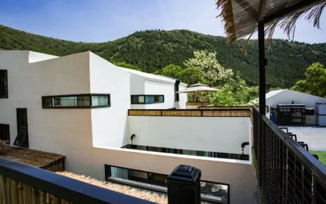 Zhiquexingban Inn (Jizhou Panshan Branch)