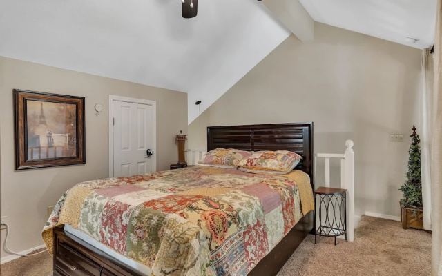 Tuscany On Taneycomo 2 Bedroom Condo by RedAwning