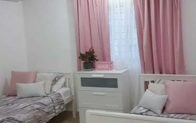 Luxury Family Friendly Pent House