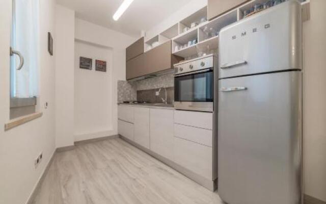 Vatican Luxury 2bd 2ba Apartment