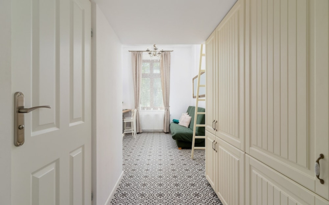 Apartment Limanowskiego 17 by Renters