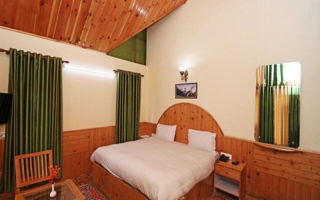 OYO 13711 Home Stay River View Manali