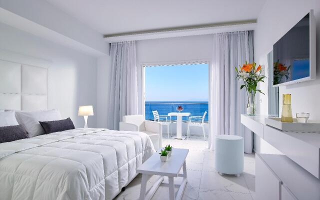 Dimitra Beach Hotel & Suites