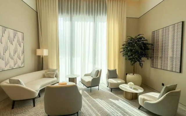 Mh - Stylish 2-bedroom Residence Ref 4100