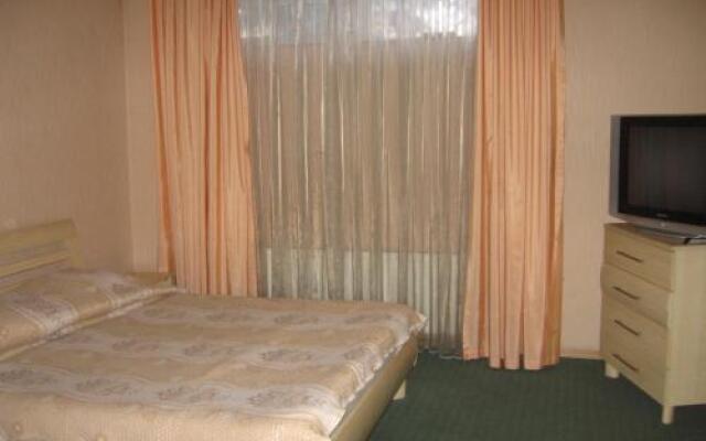 Gostinyi dvor SPL