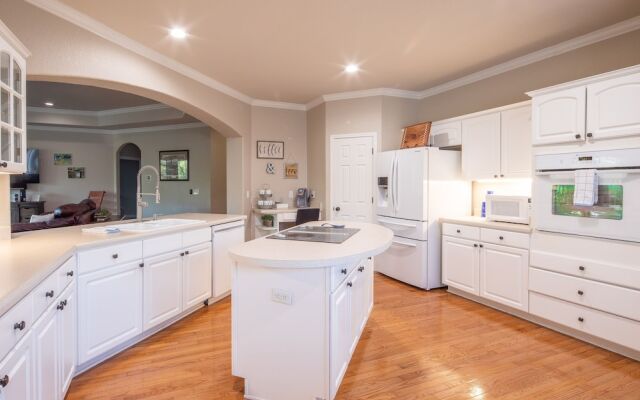 Reel Simple 4 Bedrooms 2 Bathrooms Home