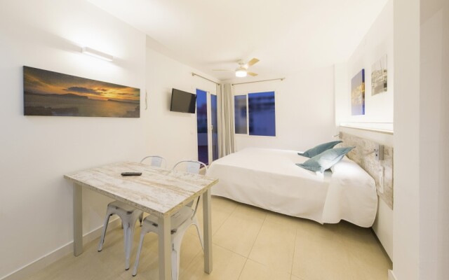 Playa Bella Beach Apartments