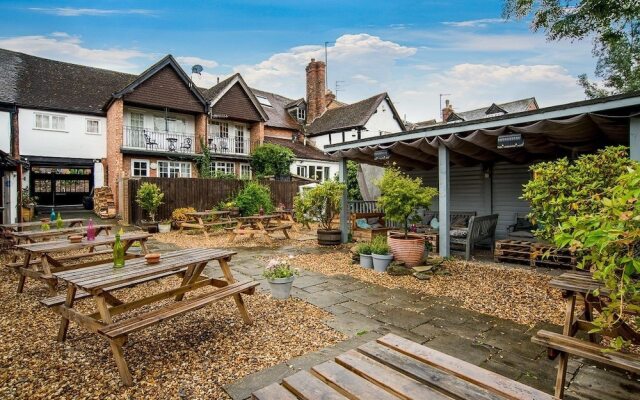 Unicorn Inn