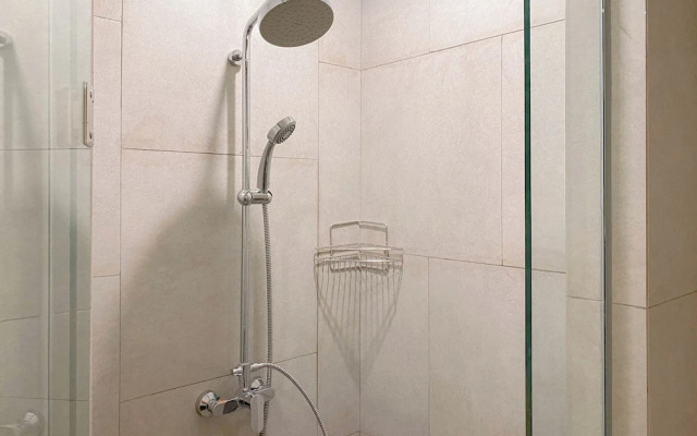 Chic 1BR Apartment at Menara Jakarta Kemayoran