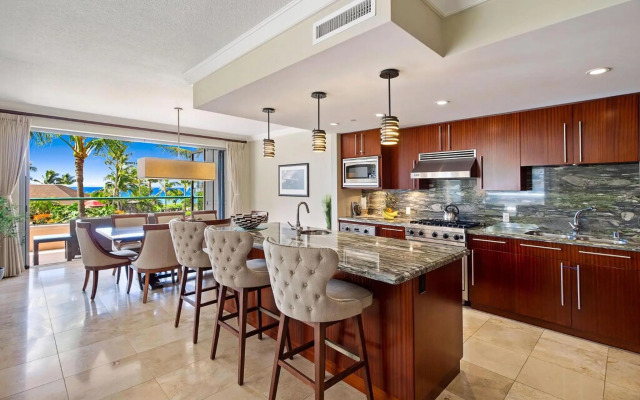 OUTRIGGER Honua Kai Resort & Spa