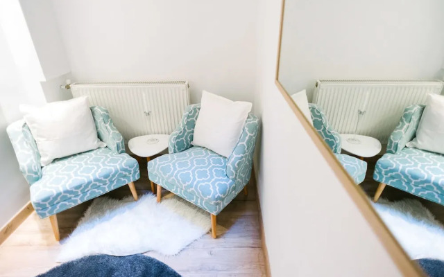 Dfive Apartments - Parlament Residence