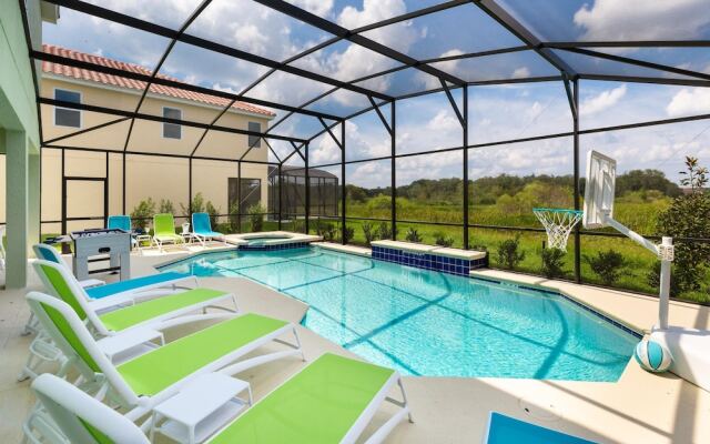 St012v: 10 Bed, Dinosaurs, Minions