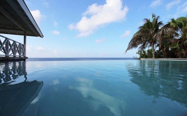 Cosy Seaside Villa in Jan Thiel With Pool