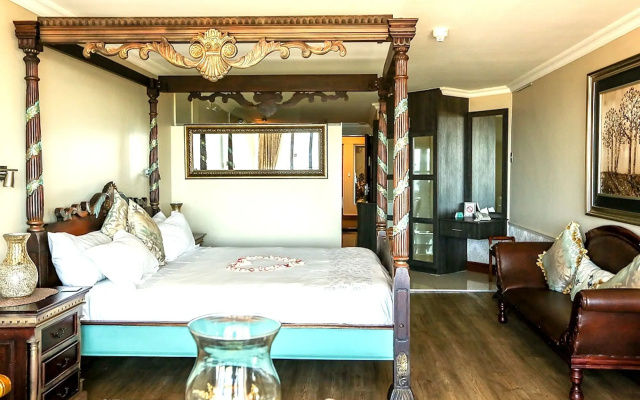 Misty Waves Boutique Hotel