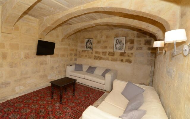 Paulos Valletta