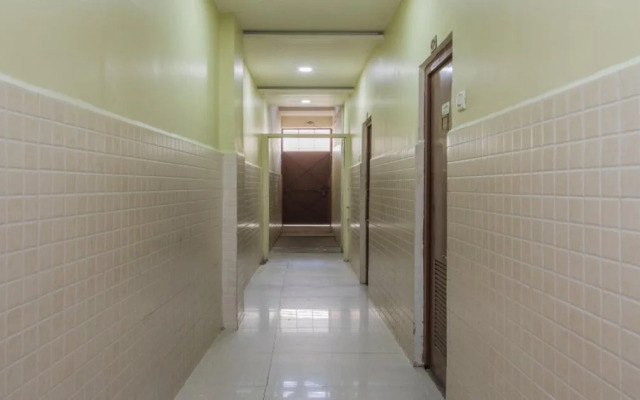 Hotel Mahalaxmi by OYO Rooms