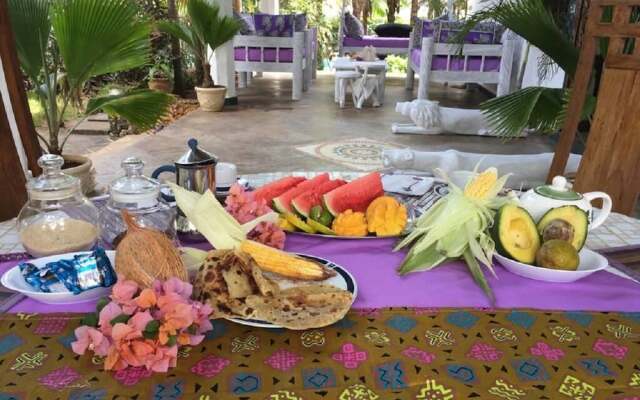 Room in Villa - Giulia Patio House Watamu