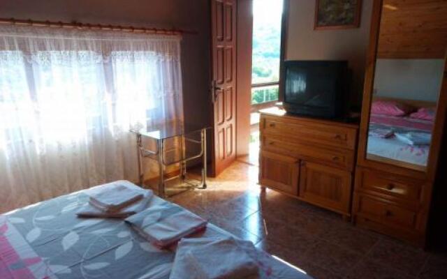 Sluncho Guest House