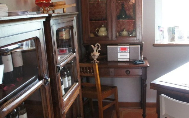 Red Wine - Guest House