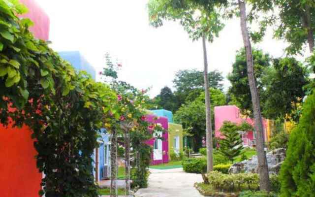 培福安姆度假酒店(Phuauem Resort)